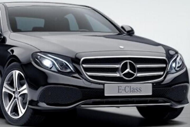 Dublin Airport to Markree Castle Private Chauffeur Transfer — Comfort & Reliability