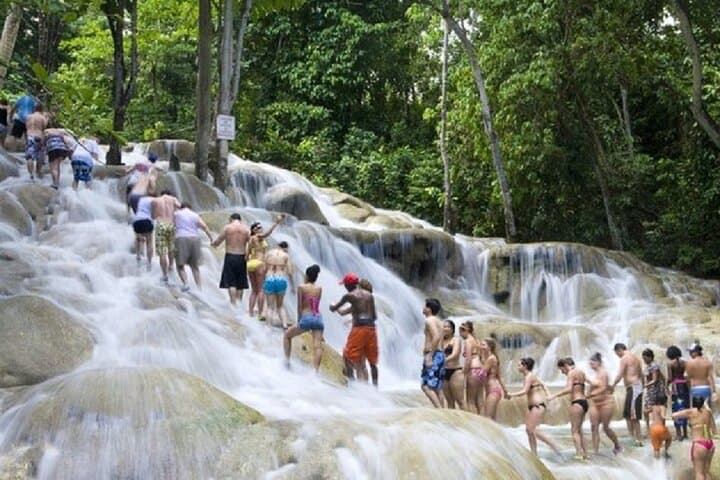 Bob Marley, Dunn's River Falls & Pelican Bar: 2-Day Jamaica Culture, Climb and Sea Escape photo 2