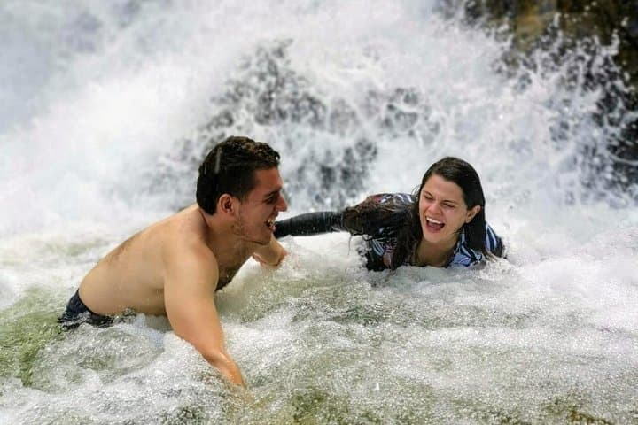 Guatapé Waterfalls Hike — Rivers, Natural Pools & Lookouts Near Medellín photo 4
