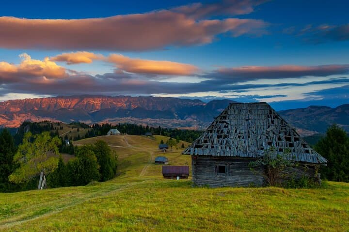 Eco Trail Romania: Hike Moeciu de Sus & Transylvania Amphitheater from Brașov photo 3