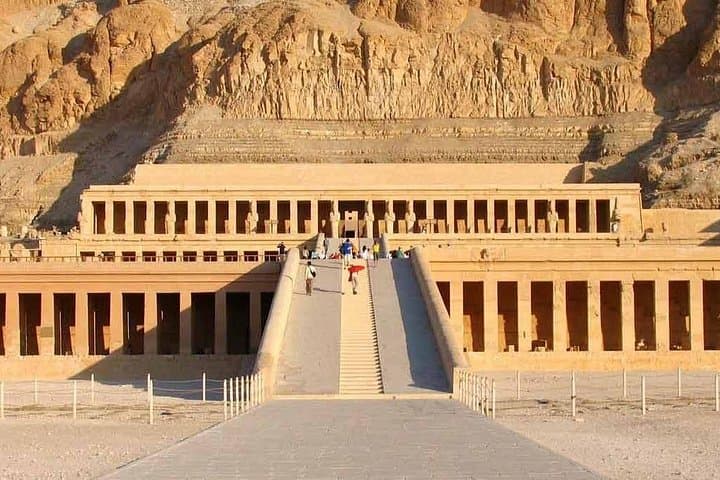 Private 9-Day Egypt Nubia and Nile Cruise — Giza to Abu Simbel photo 2
