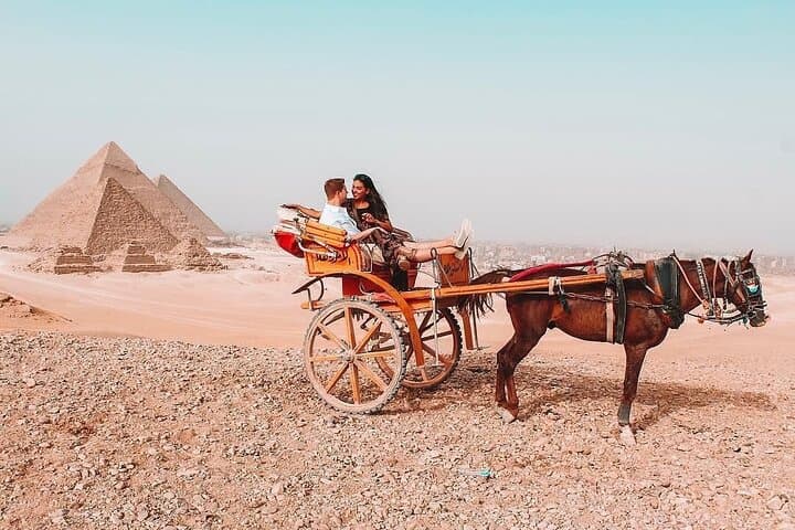 Horse Carriage at Giza Pyramids: Private Half-Day Tour from Cairo