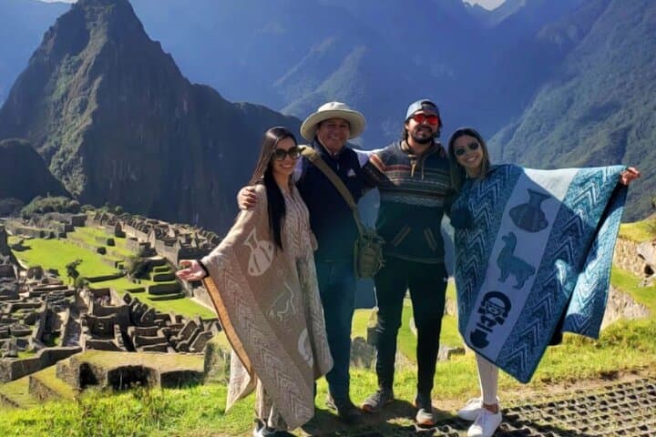 Machu Picchu Full-Day Private Tour from Cusco: Complete Visitor's Guide photo 6