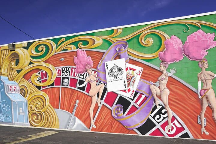 Las Vegas Private Street Art & Architecture Photo Tour — Downtown Photo Walk photo 4