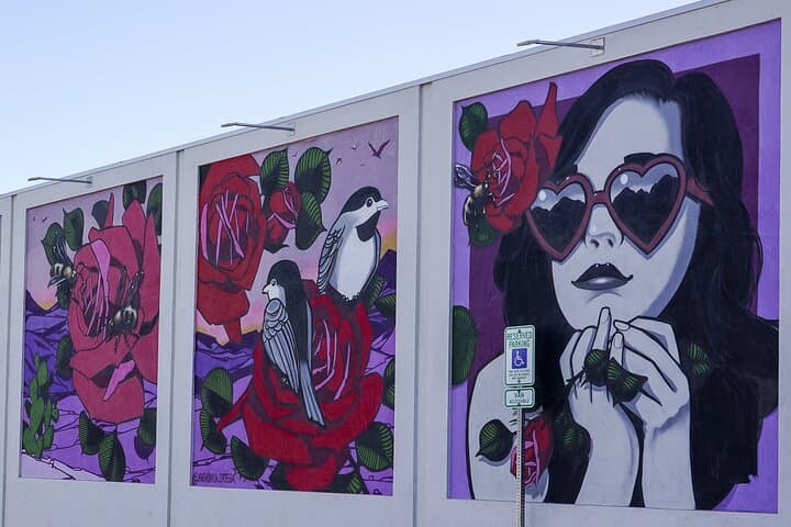 Las Vegas Private Street Art & Architecture Photo Tour — Downtown Photo Walk photo 5