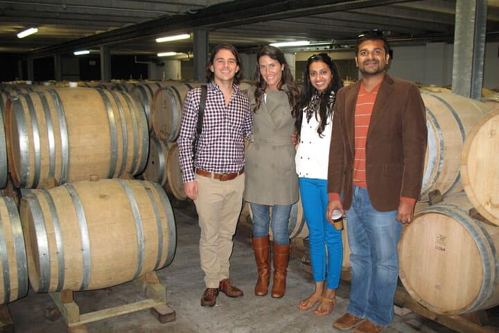Wine, Honey & Black-Sand Beaches: Kumeu Wineries and Muriwai Day Tour from Auckland photo 5