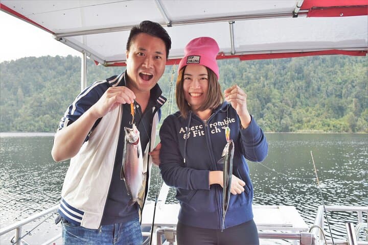 Lake Mapourika Fishing Charter: 3-Hour Franz Josef Glacier Angling Experience photo 5