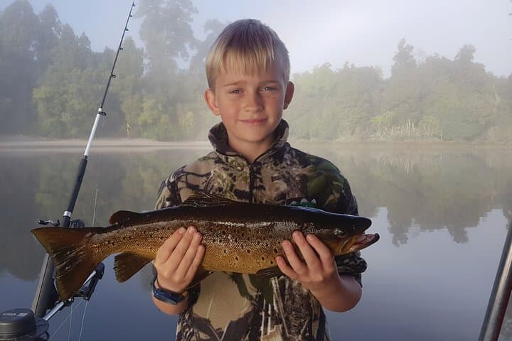 Lake Mapourika Fishing Charter: 3-Hour Franz Josef Glacier Angling Experience photo 6