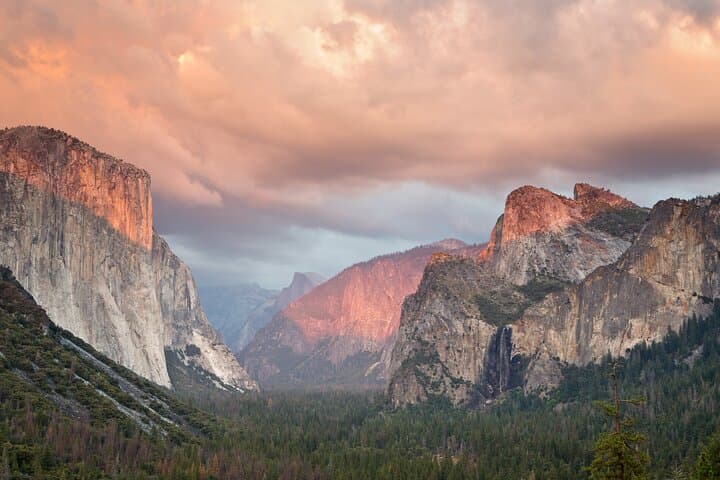 Explore Yosemite Panorama Trail: Self-Guided Audio Hiking Tour photo 3