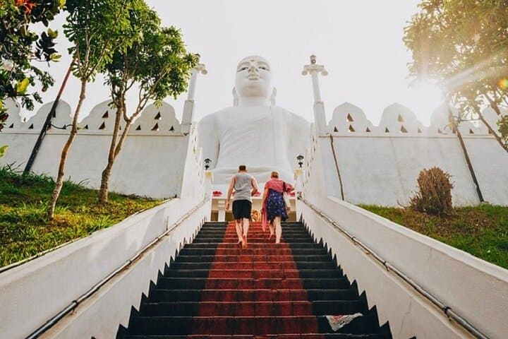 Tuk Tuk to Bahirawakanda Buddha: Kandy Hilltop Temple & Panoramic Views photo 3
