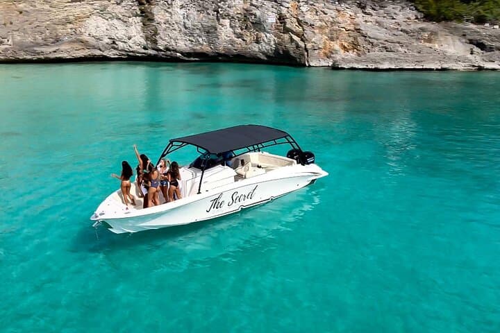 Private Full-Day St. Martin Speed Boat Tour — Snorkel Pinel, Tintamarre & Grand Case Lunch photo 3