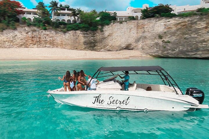 Private Full-Day St. Martin Speed Boat Tour — Snorkel Pinel, Tintamarre & Grand Case Lunch photo 4