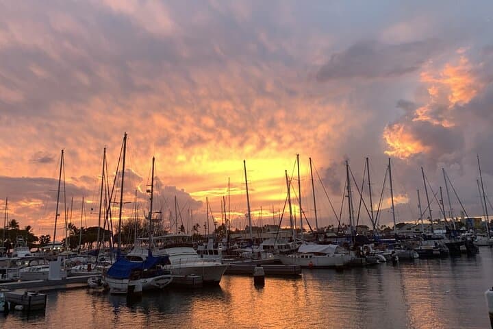 Private Sunset Boat Cruise in Waikiki — Evening Boat Tour from Honolulu photo 2