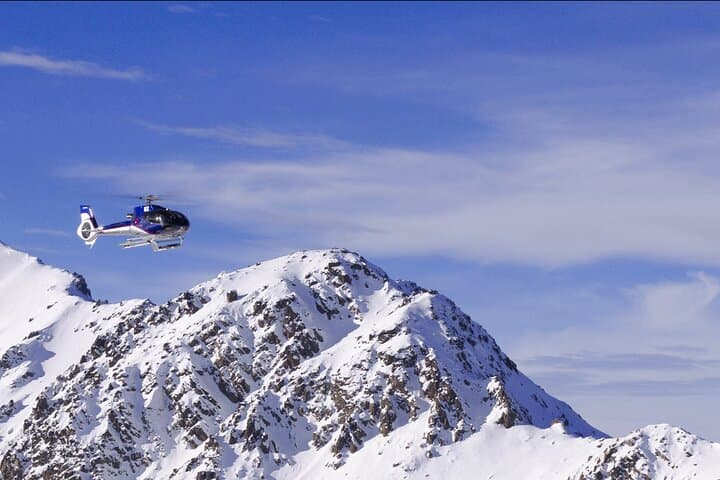 Mt Fyffe Summit Heli Tour — 40-Minute Kaikoura Helicopter Experience photo 3