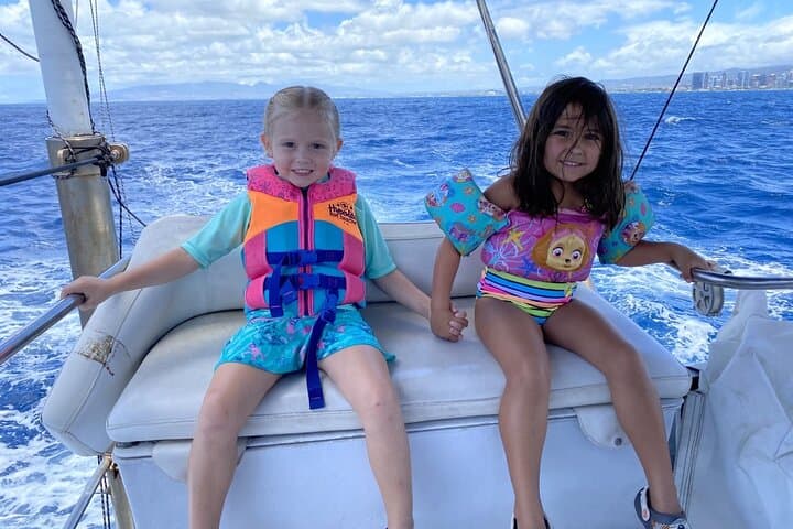 Private Whale Watching and Dolphin Excursion from Honolulu photo 3