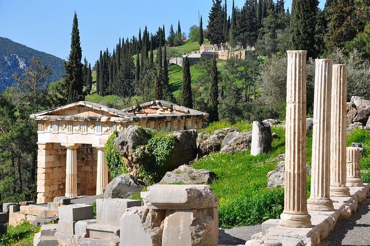 Delphi and Meteora: 2-Day Private Tour from Athens to Ancient Temples and Cliff-Top Monasteries photo 4