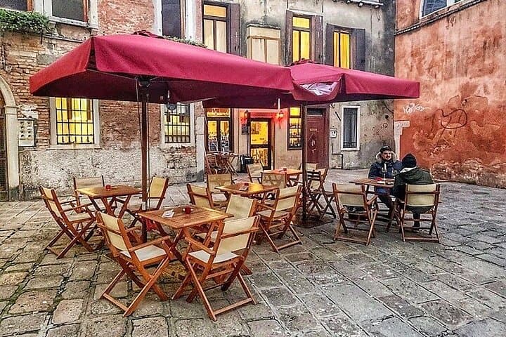 Private Prosecco Tasting in a Hidden Venetian Bacaro: Cannaregio Wine Walk photo 6
