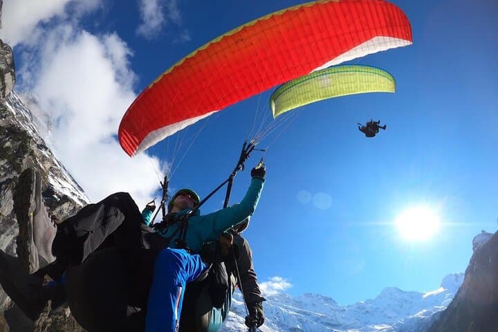 Paragliding Mürren: Tandem Flights Over Lauterbrunnen’s Waterfall Walls photo 5