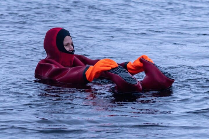 Dry-Suit Floating on Lake Saimaa — Year-Round Relaxation with Sauna Access photo 2