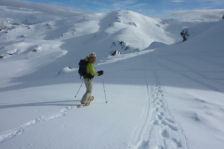 Private Snowshoe Hike in Courchevel — Guided Snowshoe Tour from Courchevel 1850 photo 3