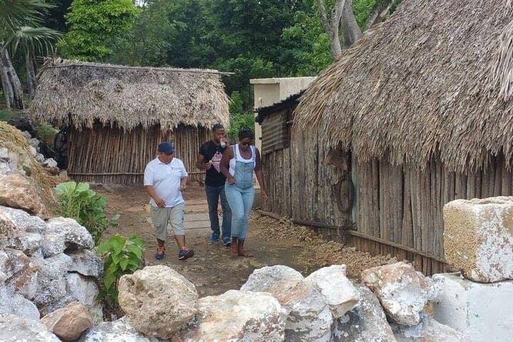 3-Day Yucatán Peninsula Tour: Uxmal, Chichén, Mayan Community & Cenote Experience photo 6