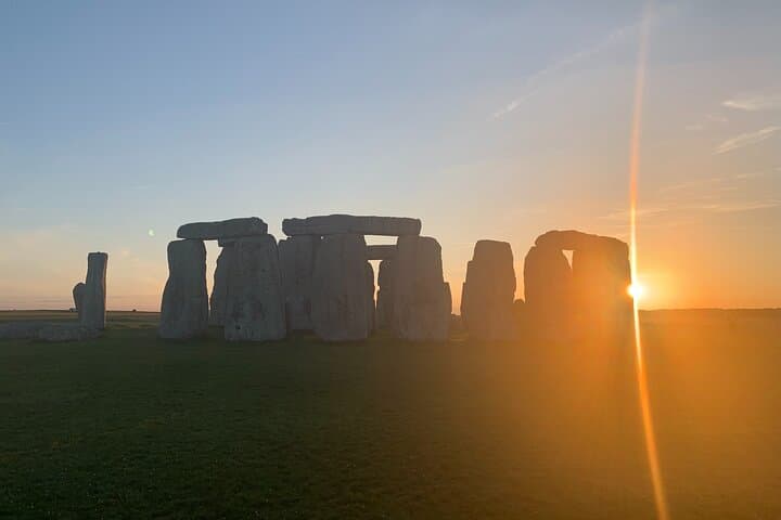 Private Day Tour from London: Stonehenge, Bath & Cotswolds Countryside photo 6