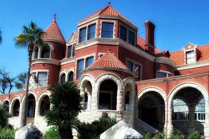 Ghosts of Galveston: Haunted Walking Tour of Historic Galveston Island photo 3
