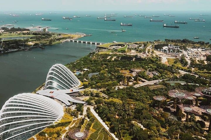 Downtown Singapore Walking Tour: Marina Bay, Capitol Building & Historic River Route photo 4