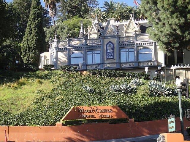 Haunting History and Hidden Gems on Hollywood Boulevard — Self-Guided Audio Walking Tour photo 3