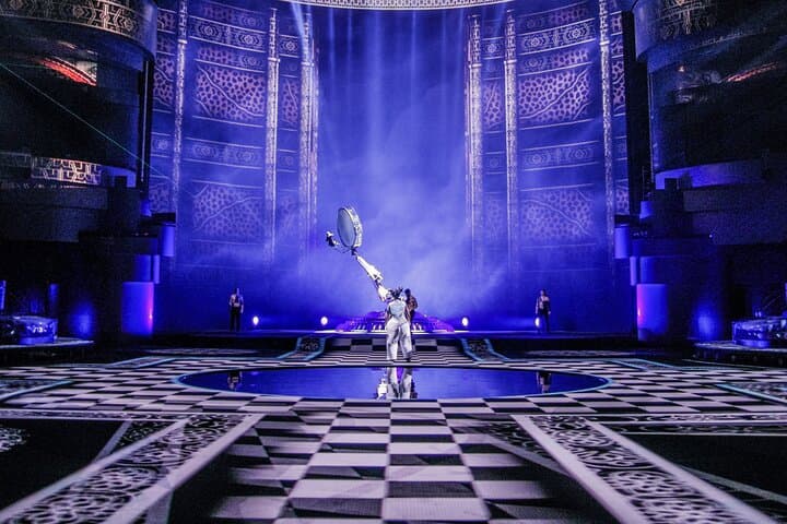 La Perle by Dragone Dubai: Silver & Gold Tickets for the Aqua‑Aerial Spectacle photo 4
