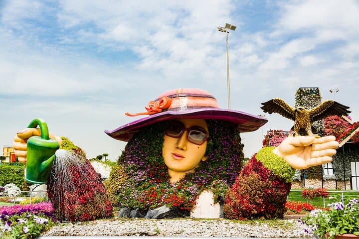 Dubai Miracle Garden: Touring 45 Million Flowers in Al Barsha photo 6