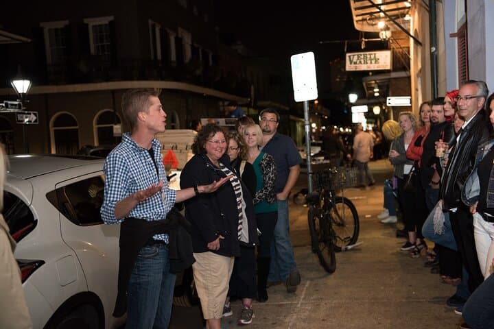 New Orleans Killers and Thrillers Tour: French Quarter Ghost & True Crime Walking Tour photo 5