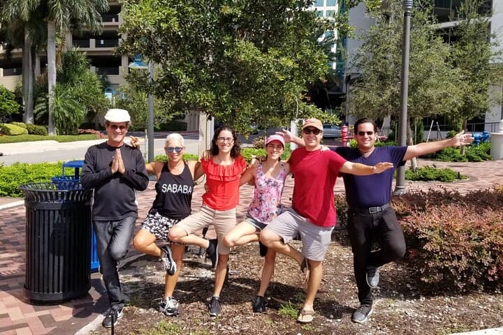 Fort Lauderdale Frenzy: Las Olas Urban Scavenger Hunt and City Challenge photo 2