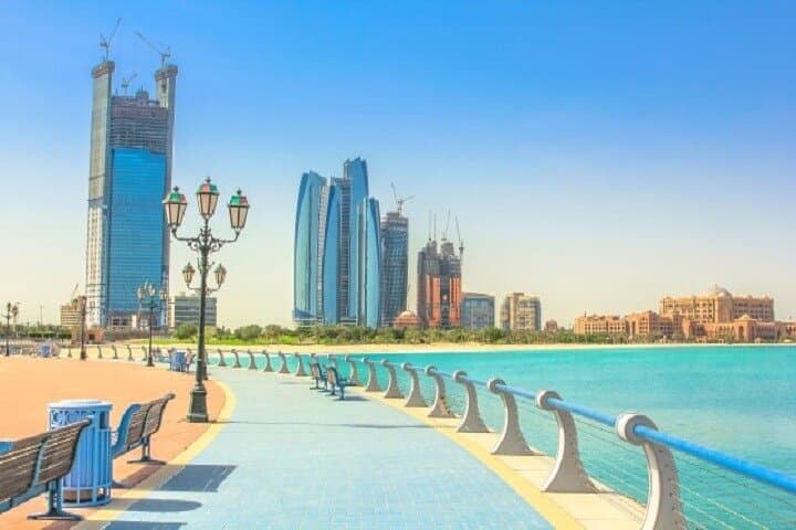 Abu Dhabi in a Day: Small-Group Tour from Dubai to Sheikh Zayed and the Corniche photo 6