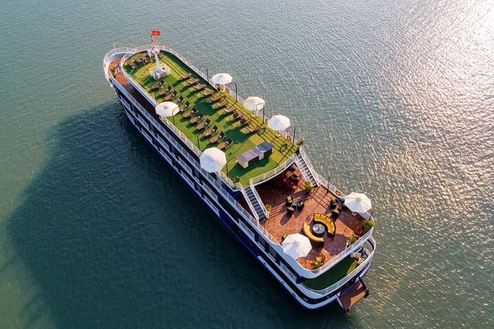 Lan Ha Bay Luxury 2-Day Cruise: Kayaking & Swimming in Pristine Lagoons photo 2