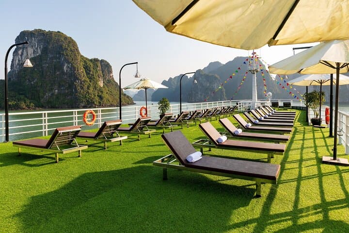 Lan Ha Bay Luxury 2-Day Cruise: Kayaking & Swimming in Pristine Lagoons photo 6