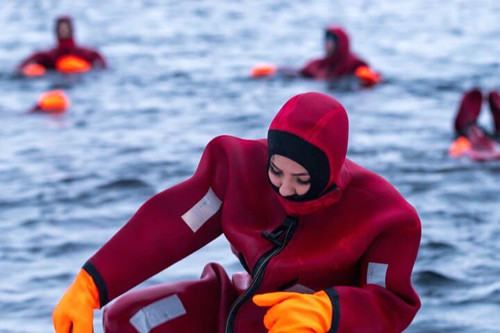 Dry-Suit Floating on Lake Saimaa — Year-Round Relaxation with Sauna Access photo 3