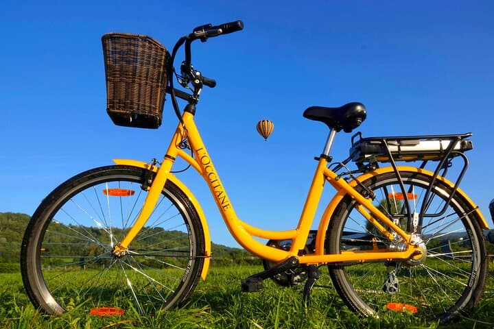 Provence Balloon Flight and E‑Bike Return from Moustiers‑Sainte‑Marie