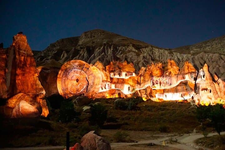4-Day Istanbul and Cappadocia Tour with Cave Hotel and Optional Hot Air Balloon photo 2