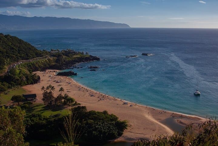 North Shore Oahu Private Full-Day Tour: Surf Beaches, Sea Turtles & Coastal Views