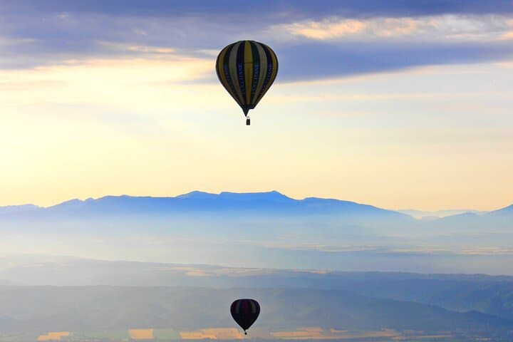 Sunrise Hot-Air Balloon Over Provence: Forcalquier Lavender Flights photo 4