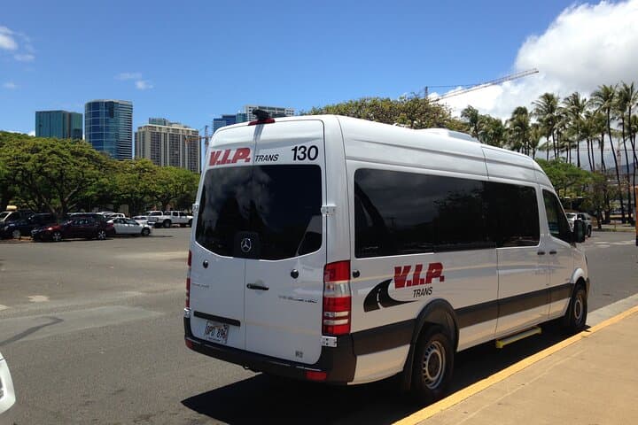 Honolulu Airport Shuttle to Waikiki & Cruise Terminal — Arrival Transfer Guide photo 5