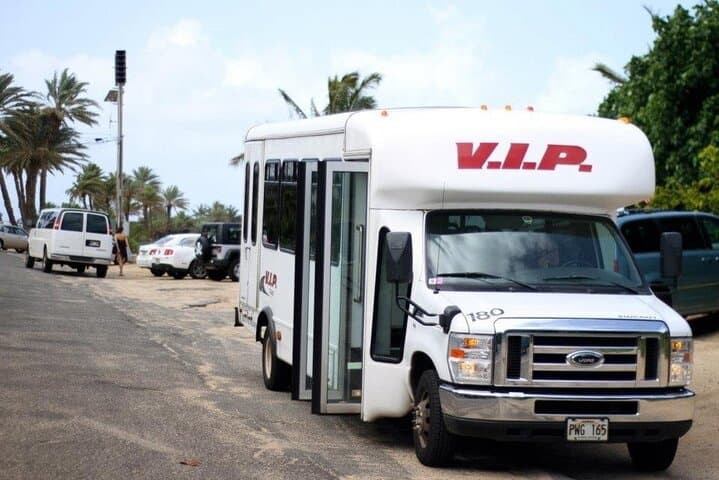 Kahului Airport Shuttle Maui: Round-Trip Shared Transfer to Hotels photo 2