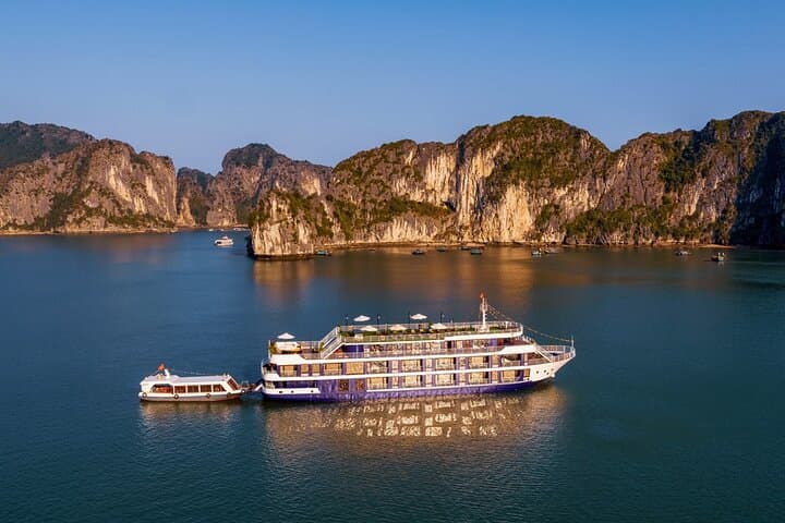 Lan Ha Bay Luxury Cruise: 2-Day Kayaking, Swimming & Overnight Aboard photo 2