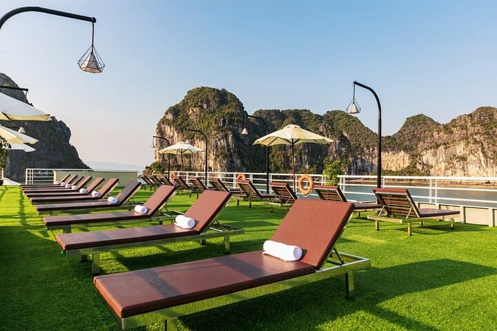 Lan Ha Bay Luxury Cruise — 2D/1N Kayaking, Swimming & Onboard Dining photo 6