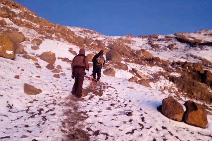 5-Day Marangu Route Kilimanjaro Trek: Huts-to-Uhuru-Peak photo 6