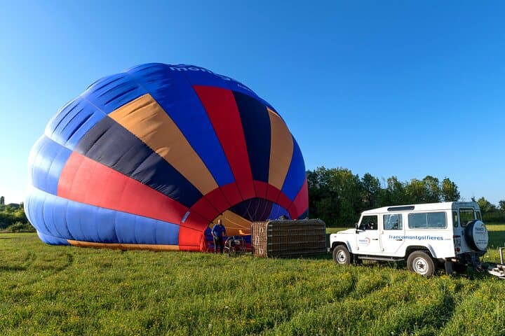 Burgundy Hot-Air Balloon Ride from Beaune: Sunrise Flight Over Vineyards photo 6