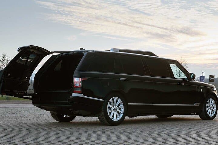 Dubai Airport to Hotel Transfer: Private Comfortable Pickup Service photo 4