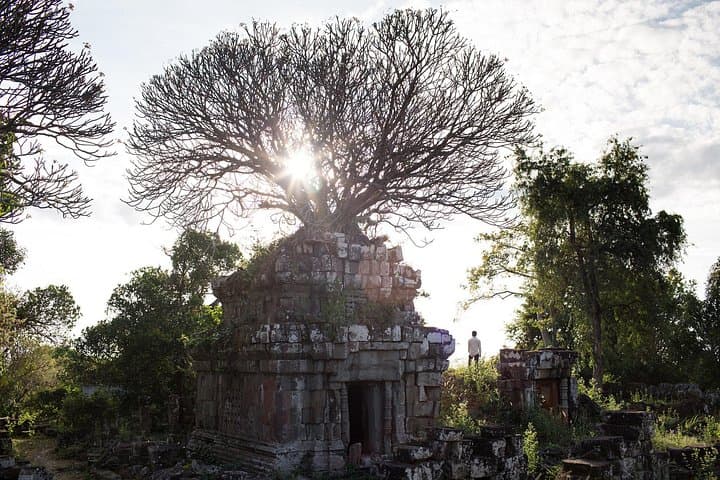 Phnom Bok Mountain Temple Tour from Siem Reap — Hilltop Yasovarman Ruins & Eastern Baray Views photo 4