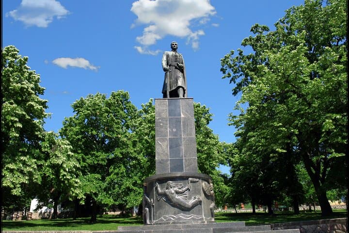 Topola & Oplenac: Royal Dynasty Half-Day Tour from Belgrade photo 3